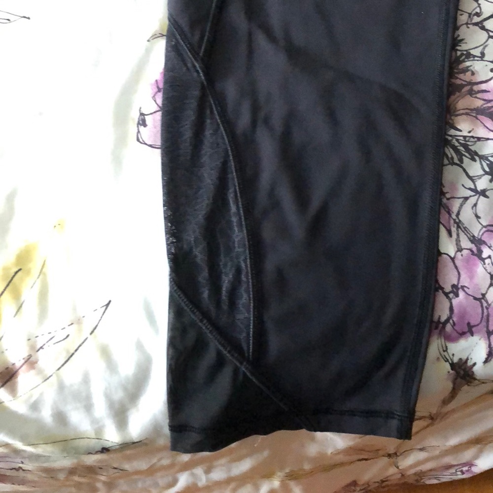 Lululemon lace crops